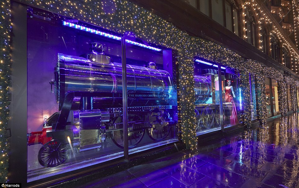 christmas window displays